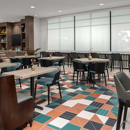 Hampton Inn Orlando Southeast Nona Narcoossee 외부 사진
